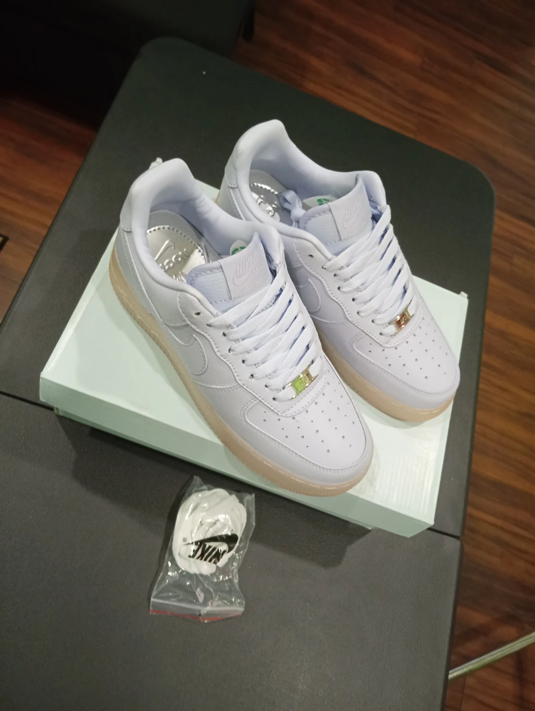 Nike Air force 1 love you forever women's size 8.5 - photo 2