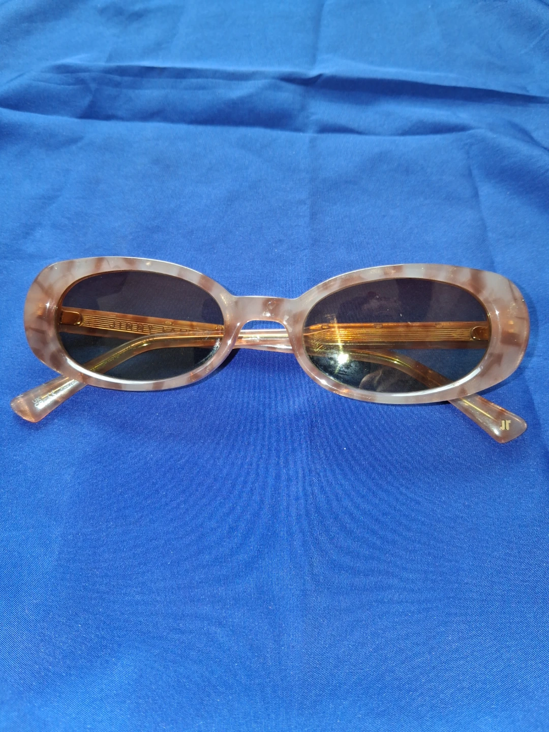 Jimmy Fairly Oval Sunglasses