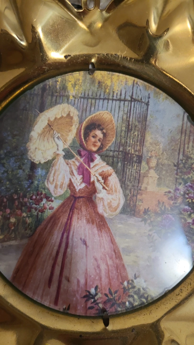 Set of 2 Vintage Brass Decorative Wall Plates - photo 2