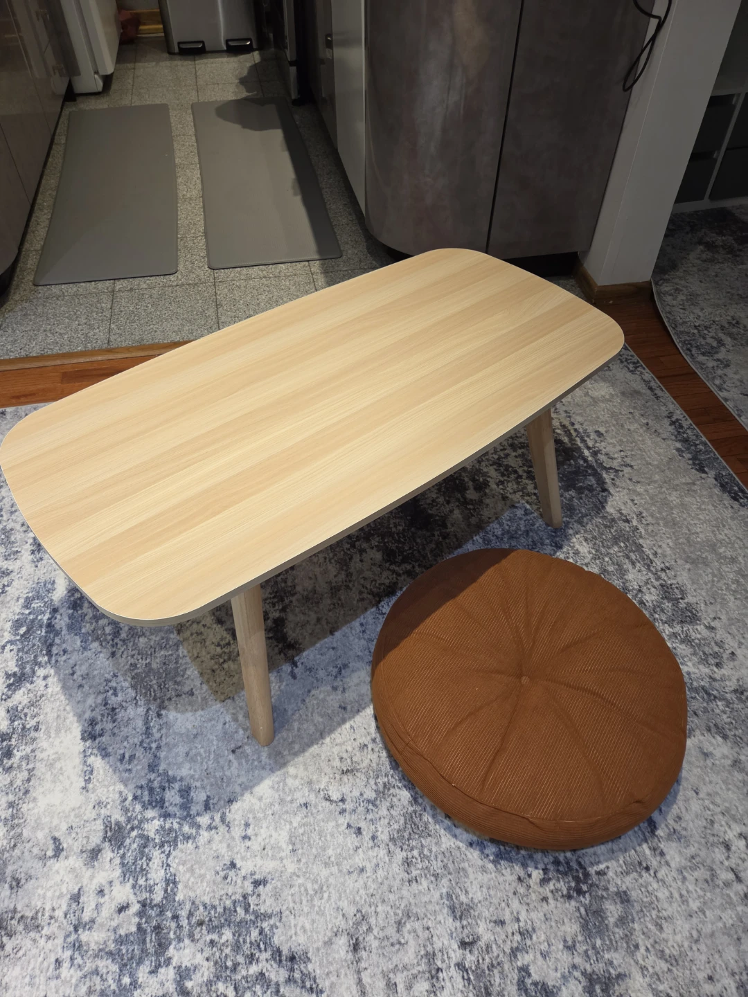 VERY NEW Japanese Style Coffee Table - Light Wood - photo 5