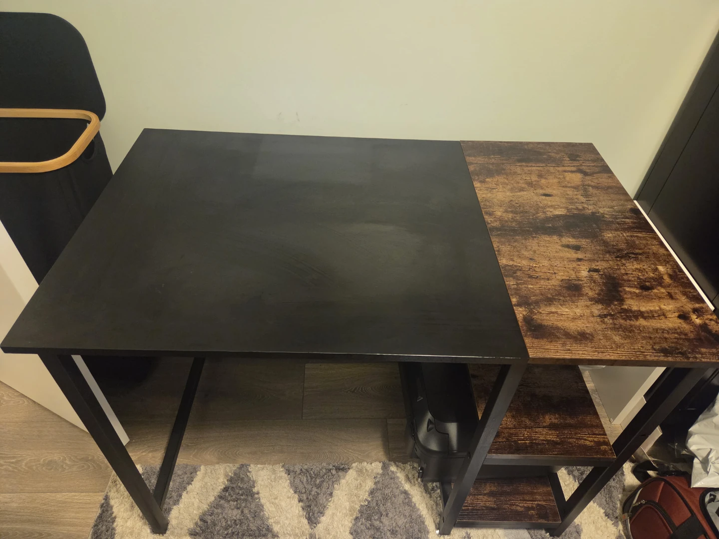 Moving Sale: Student Desk - photo 3