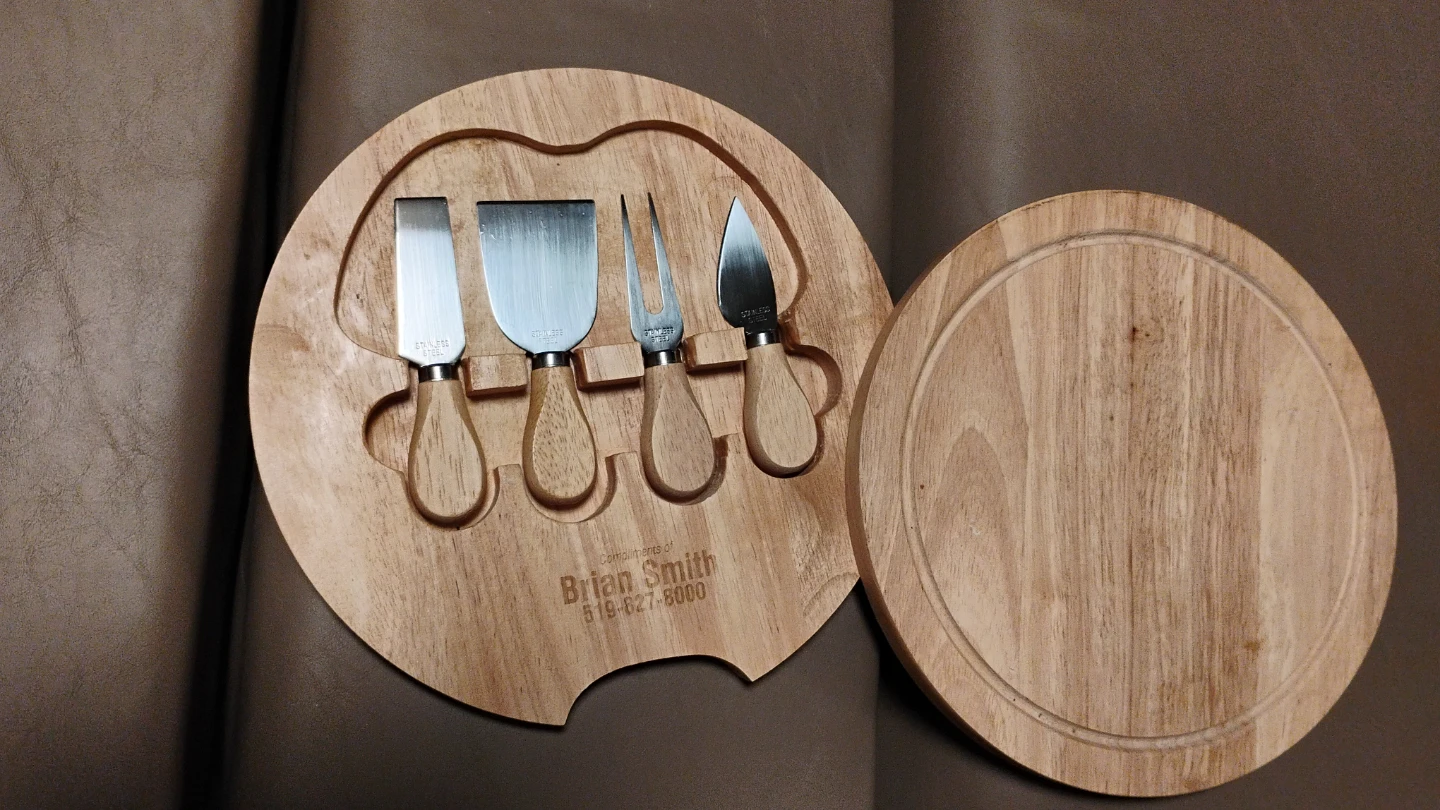 Wooden Rotating Cheese Board with 4 Utensils - photo 2