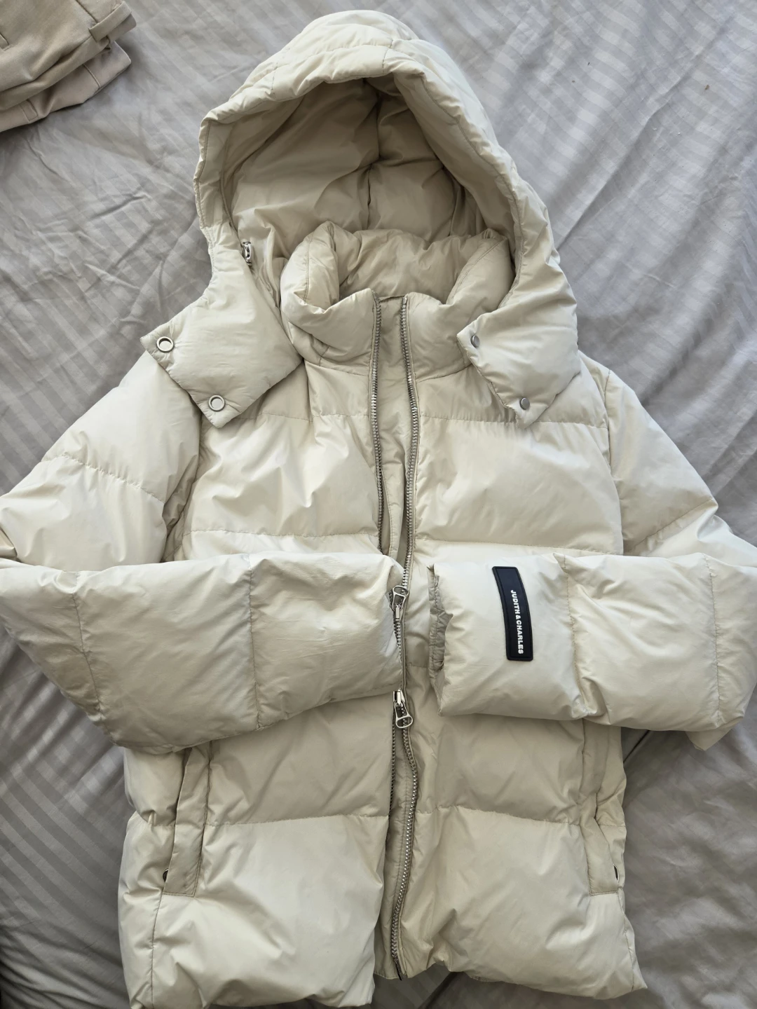 Judith & Charles Puffer Jacket - Cream, Size M