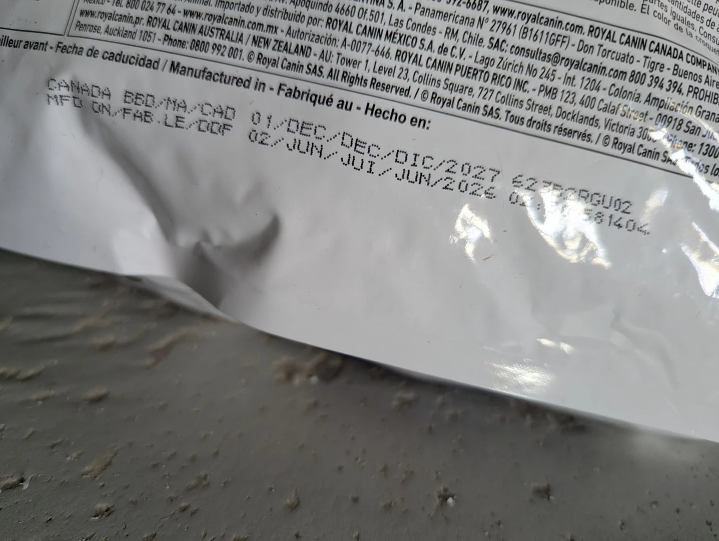 Royal Canin Adult Cat Food 4.5kg. 9.9lbs - photo 3