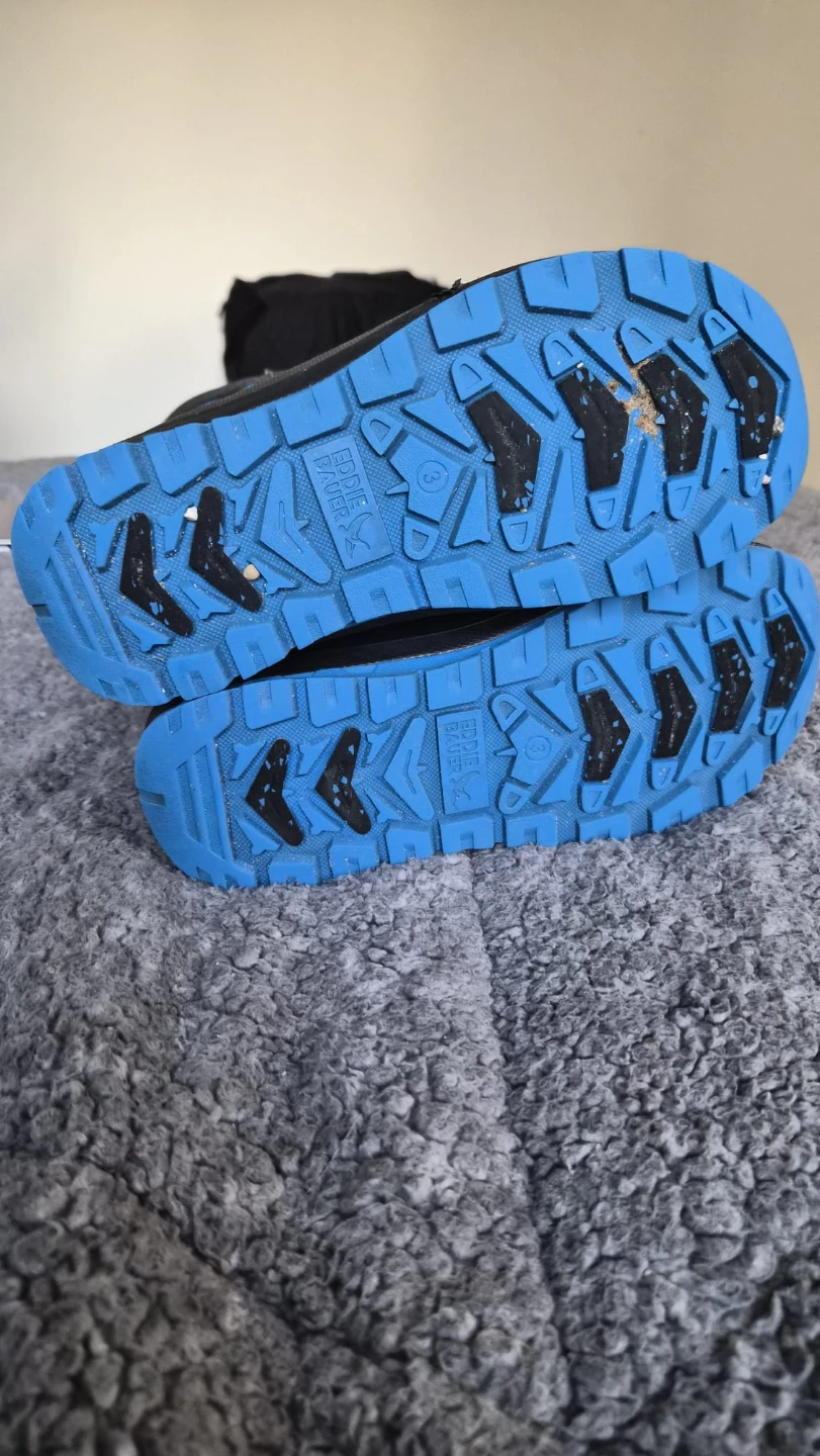 Eddie Bauer kids' winter boots, size 3 - photo 5