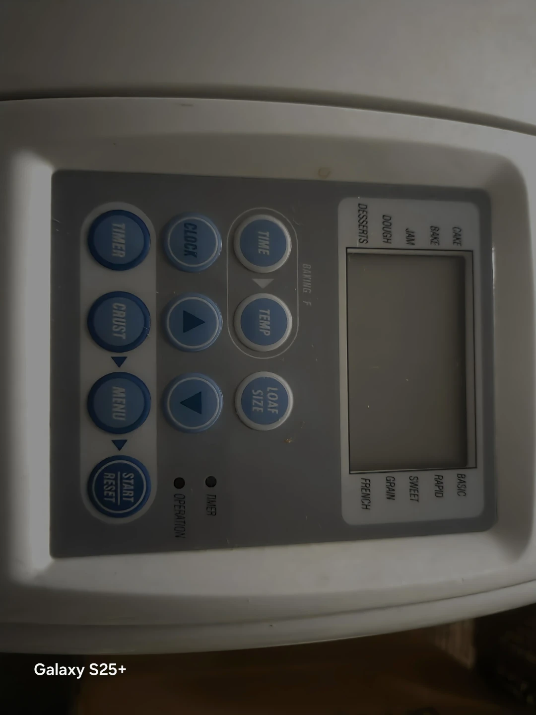 Black & Decker All-In-One Breadmaker B2005 - photo 3