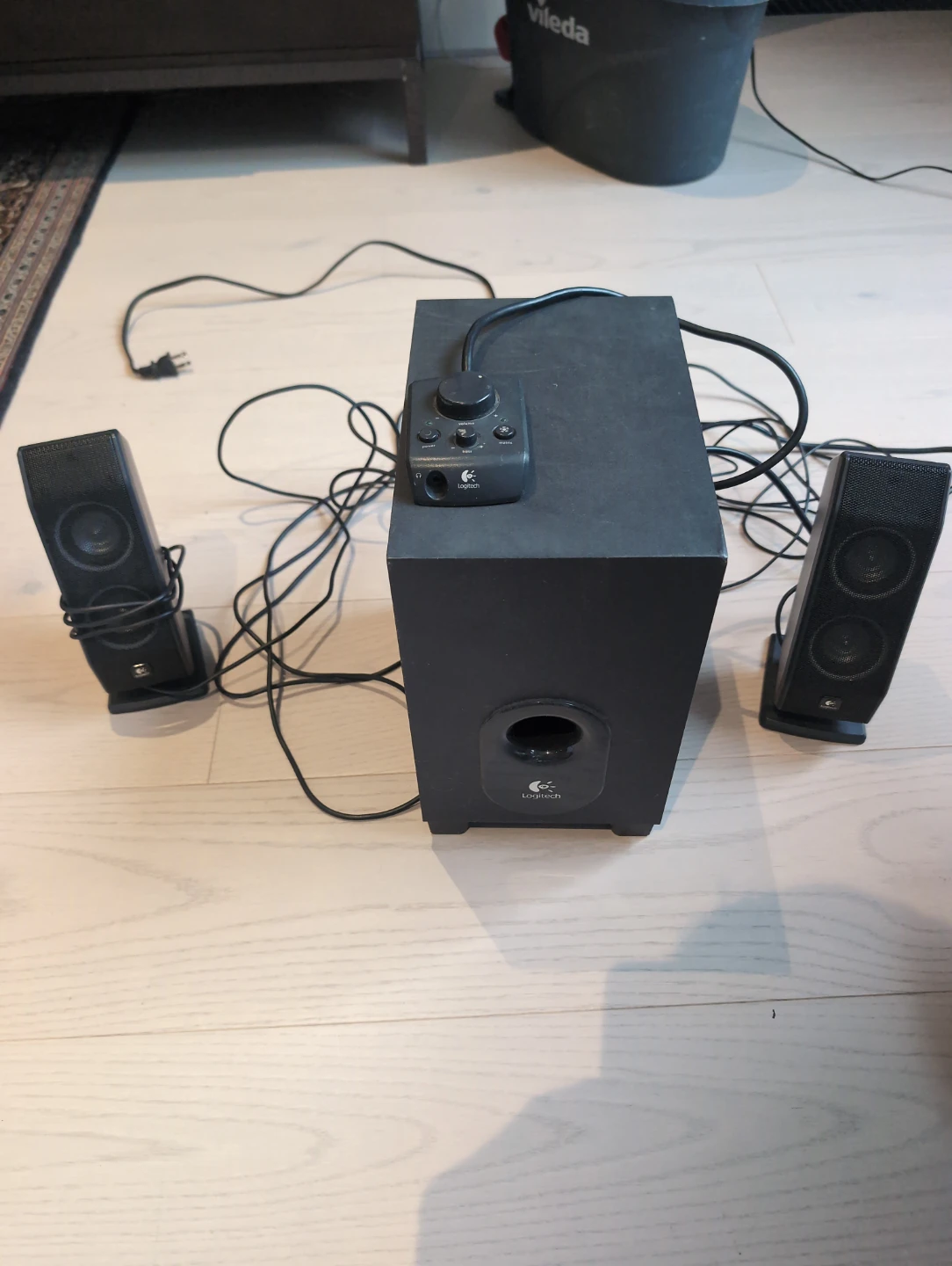 Logitech X-540 Speaker System - photo 2