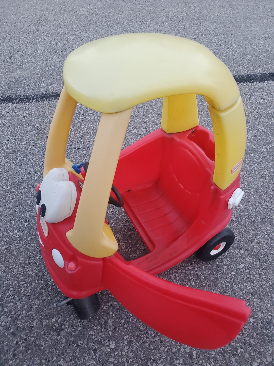 Little Tikes Cozy Coupe Ride-On Car - photo 4