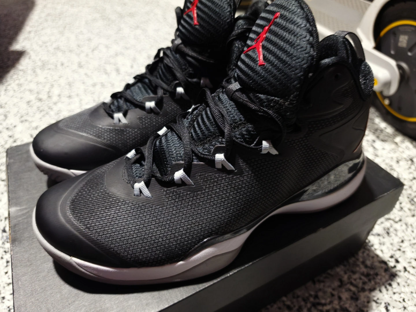 BRAND NEW Jordan Super Fly 3 Shoes