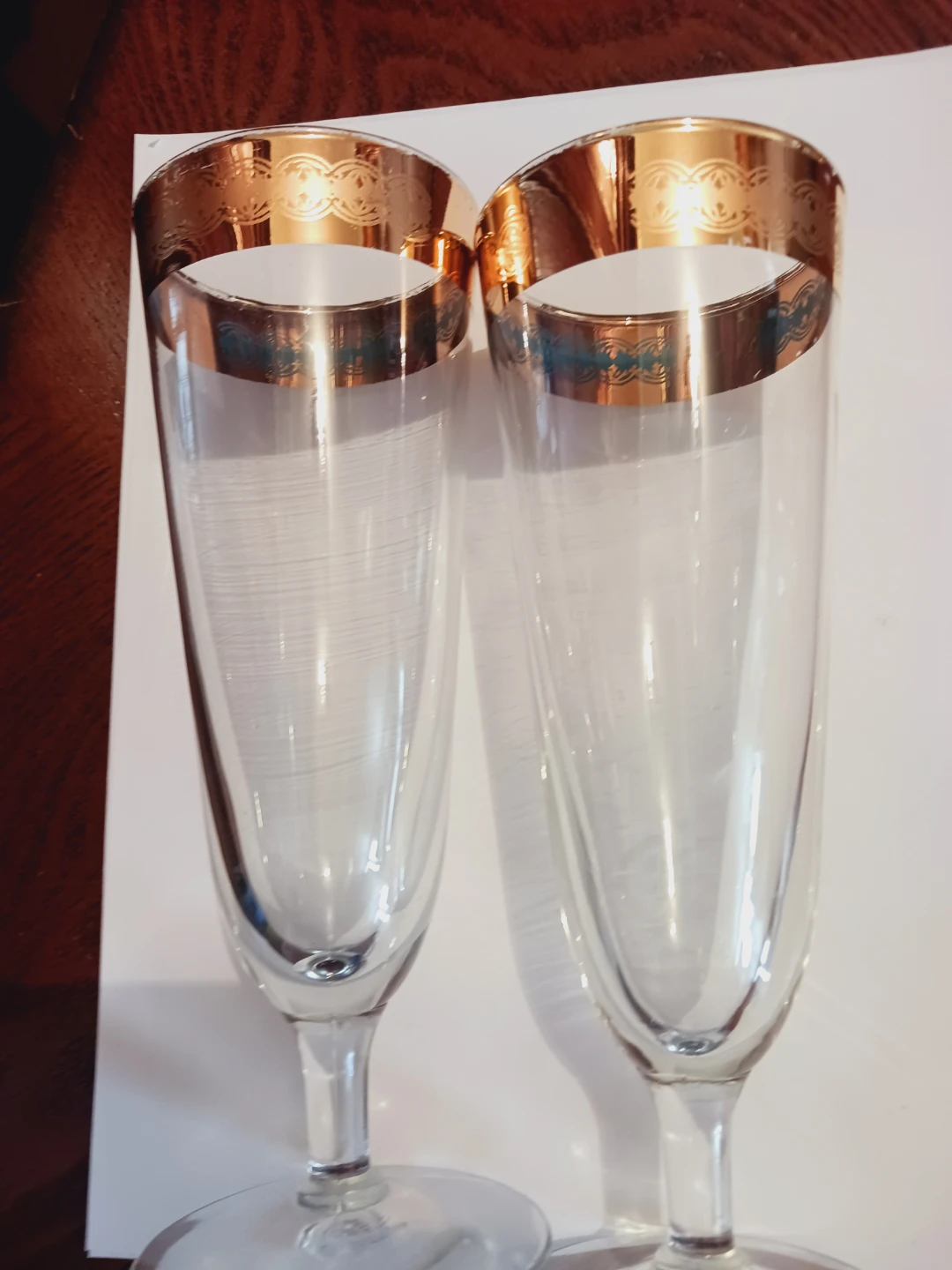 Set of 2 × 22K Gold-Rimmed Wine Glasses - photo 3