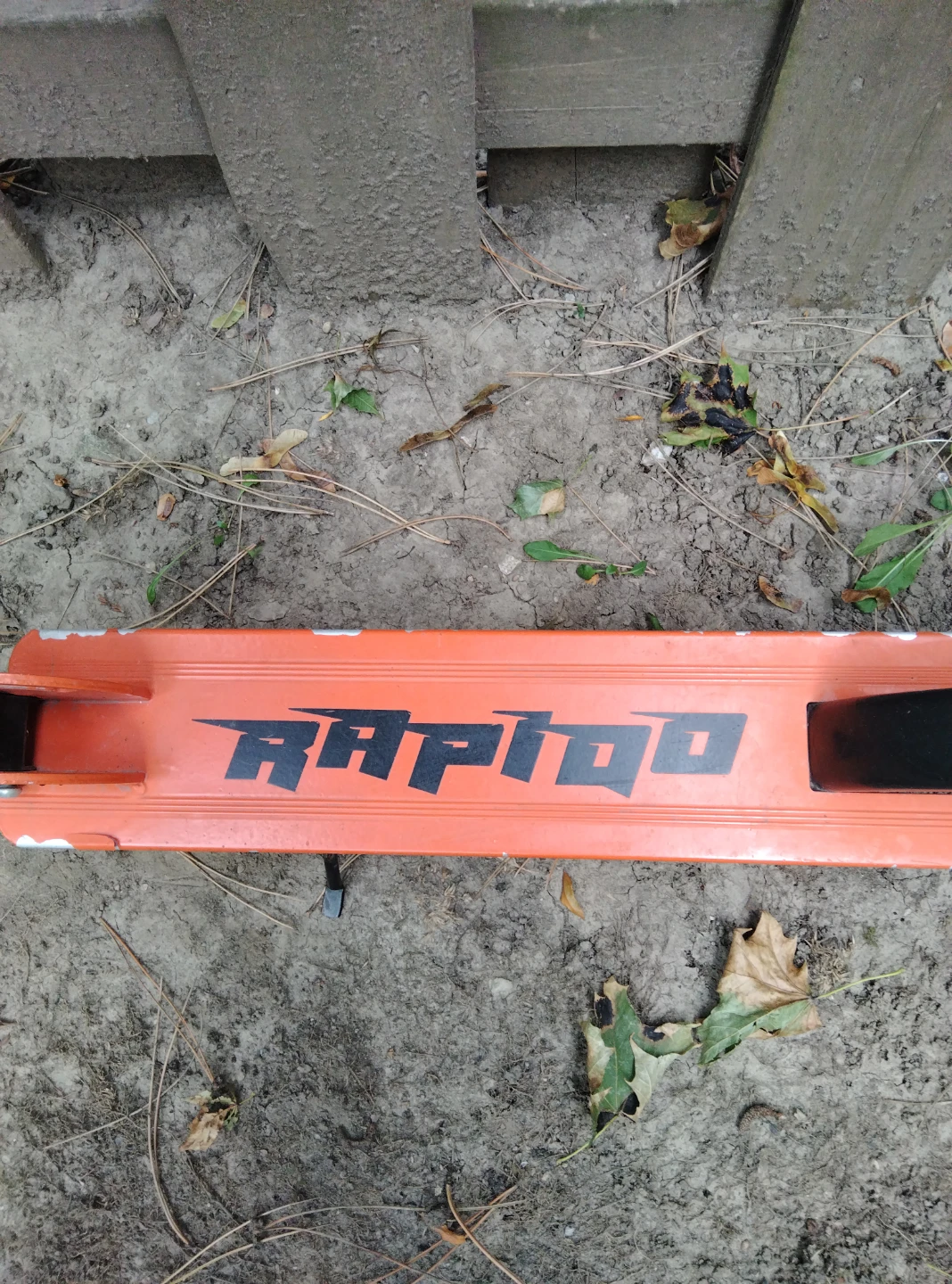 Rapido Orange Kick Scooter - photo 3