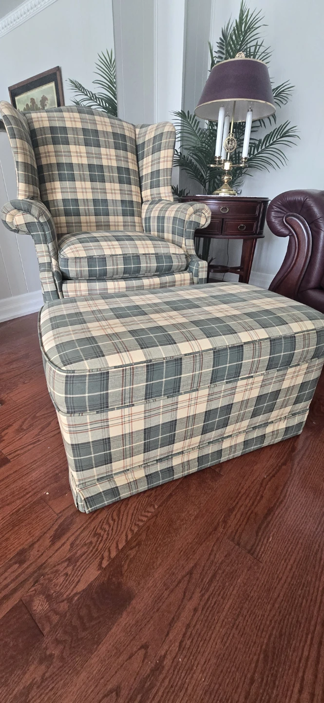 Plaid wingback chair and ottoman set - photo 2