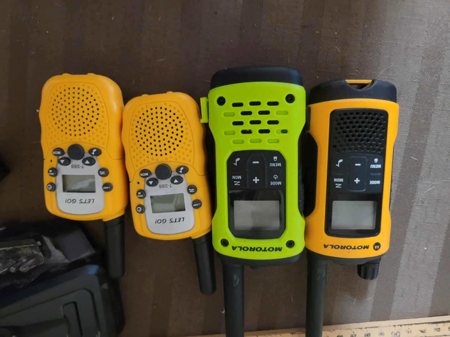 2 Electric Screwdriver 4 Walkie Talkie Bundle 2 Flashlights - photo 5