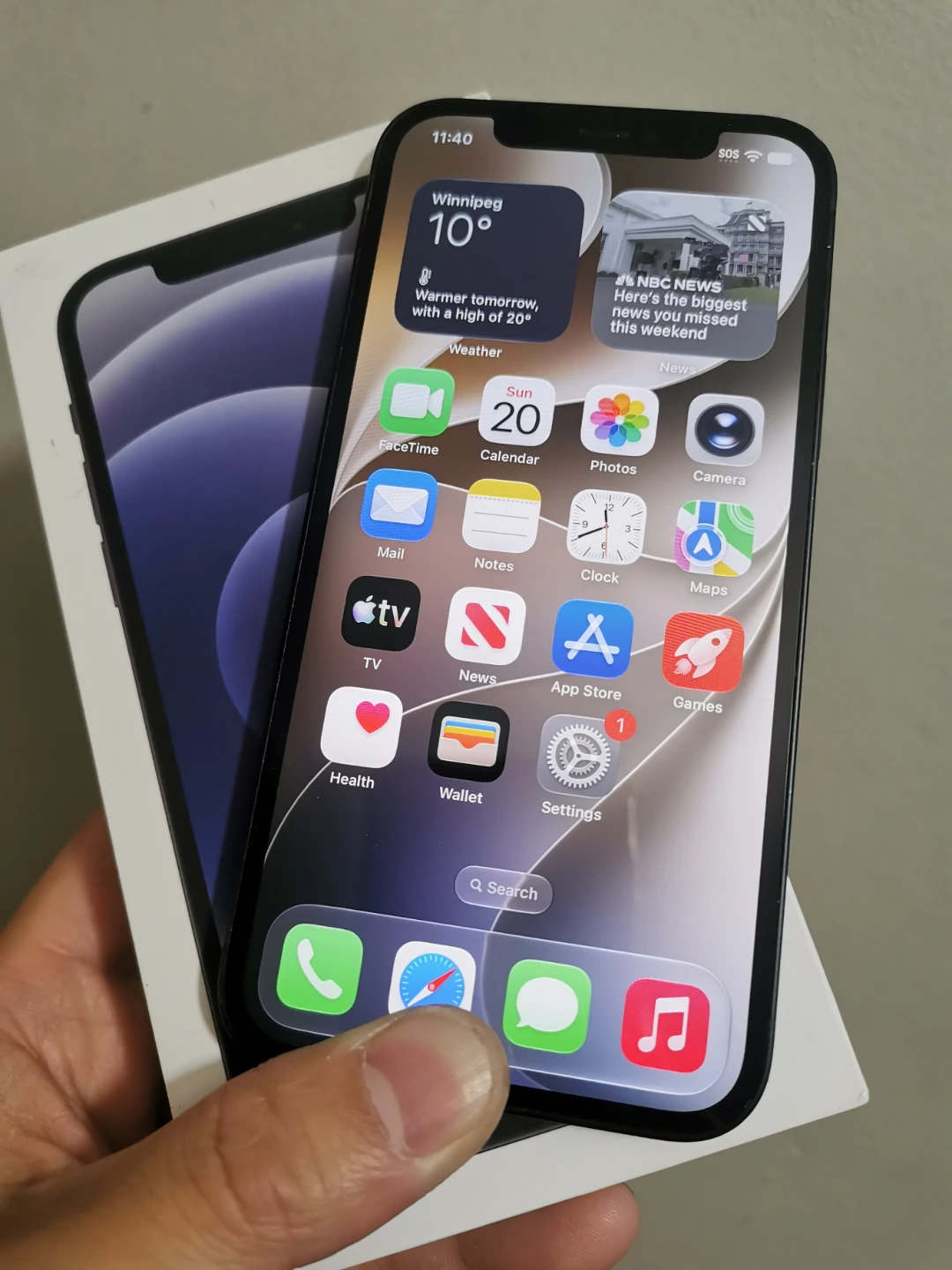iPhone 12 64G Black (In mint condition) - photo 3
