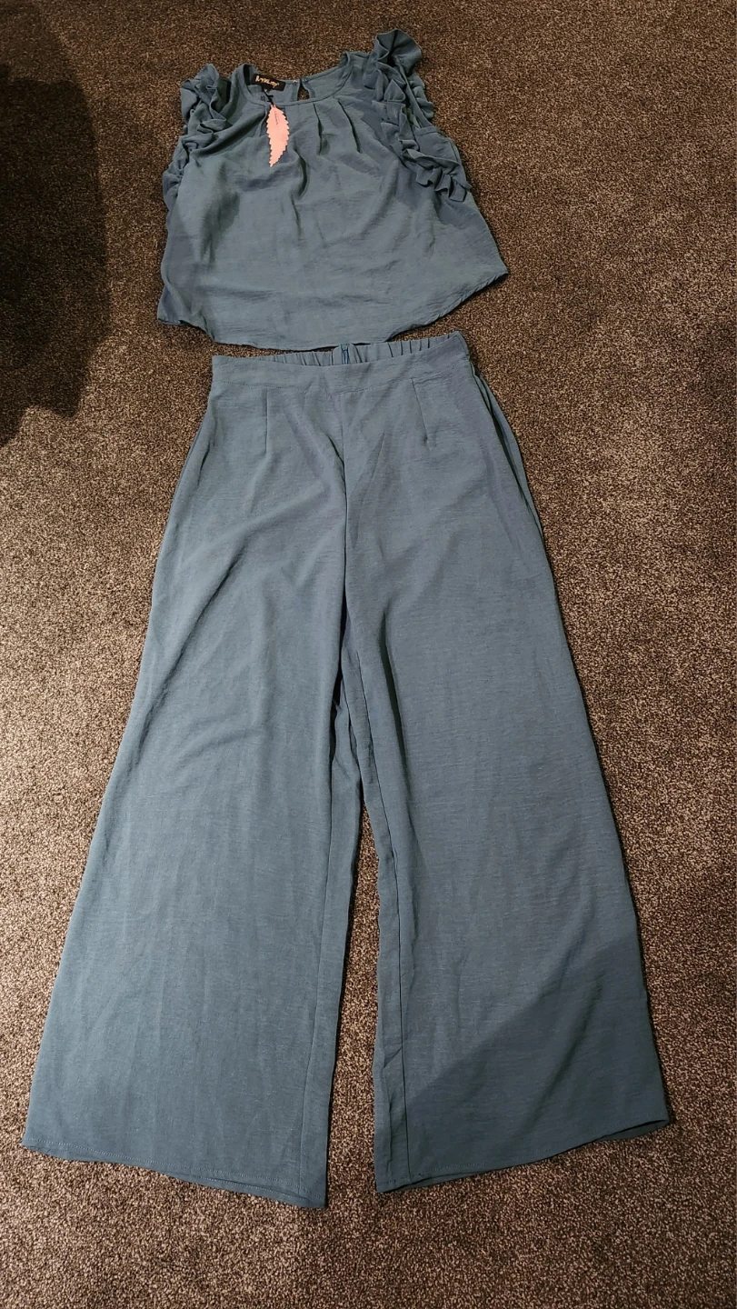 Roylamp Two-Piece Teal Set - Size M