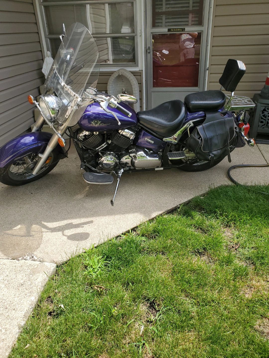 Purple Yamaha V-Star Motorcycle - photo 5