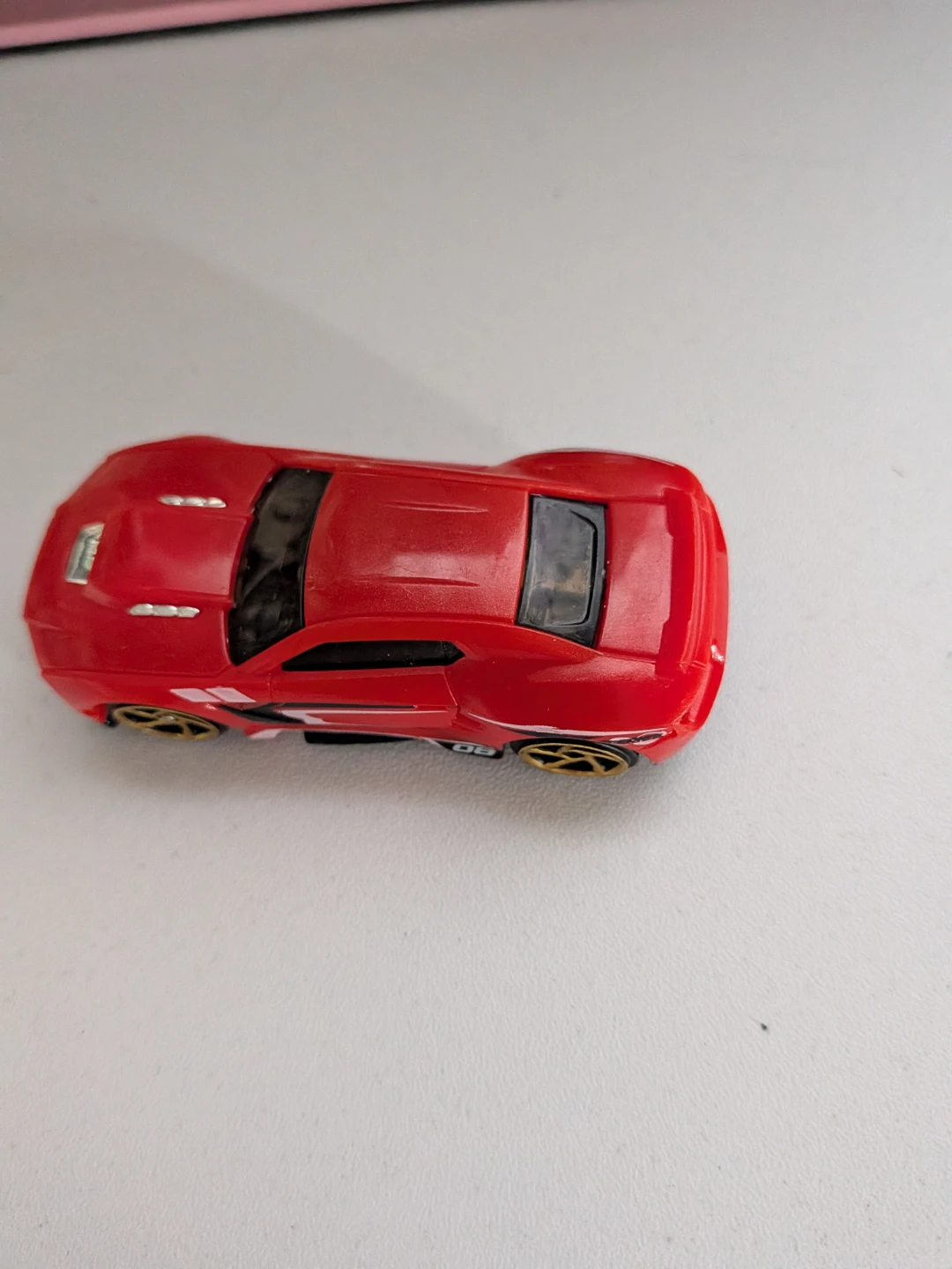 Hot Wheels red toy car - photo 2