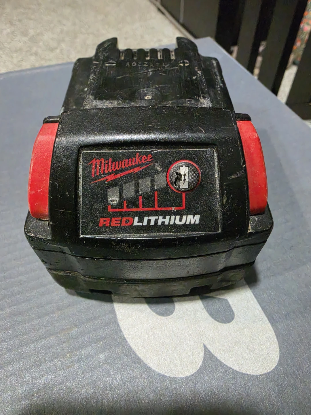 Milwaukee M18 REDLITHIUM XC 4.0 Battery Pack - photo 2