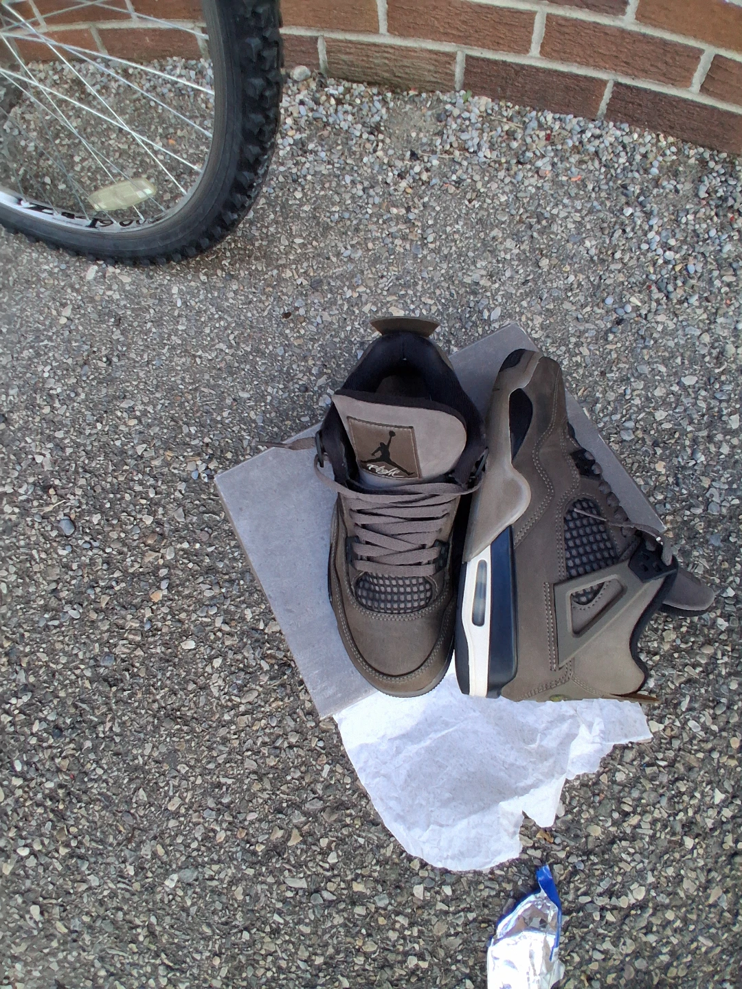 Air Jordan 4 Retro OG GS Cave Stone - photo 3