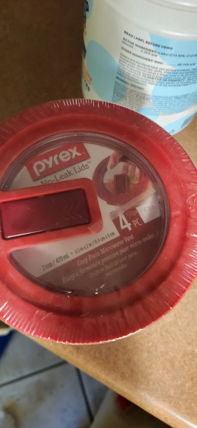 Pyrex No-Leak Lids Set