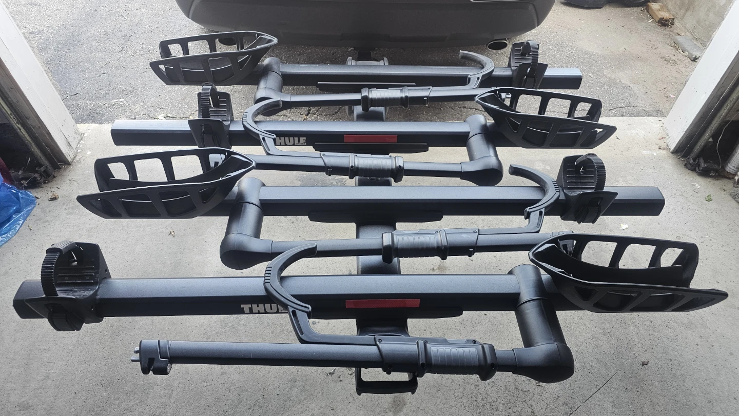 Thule xt  2Bike Hitch Carrier plus add on - photo 2