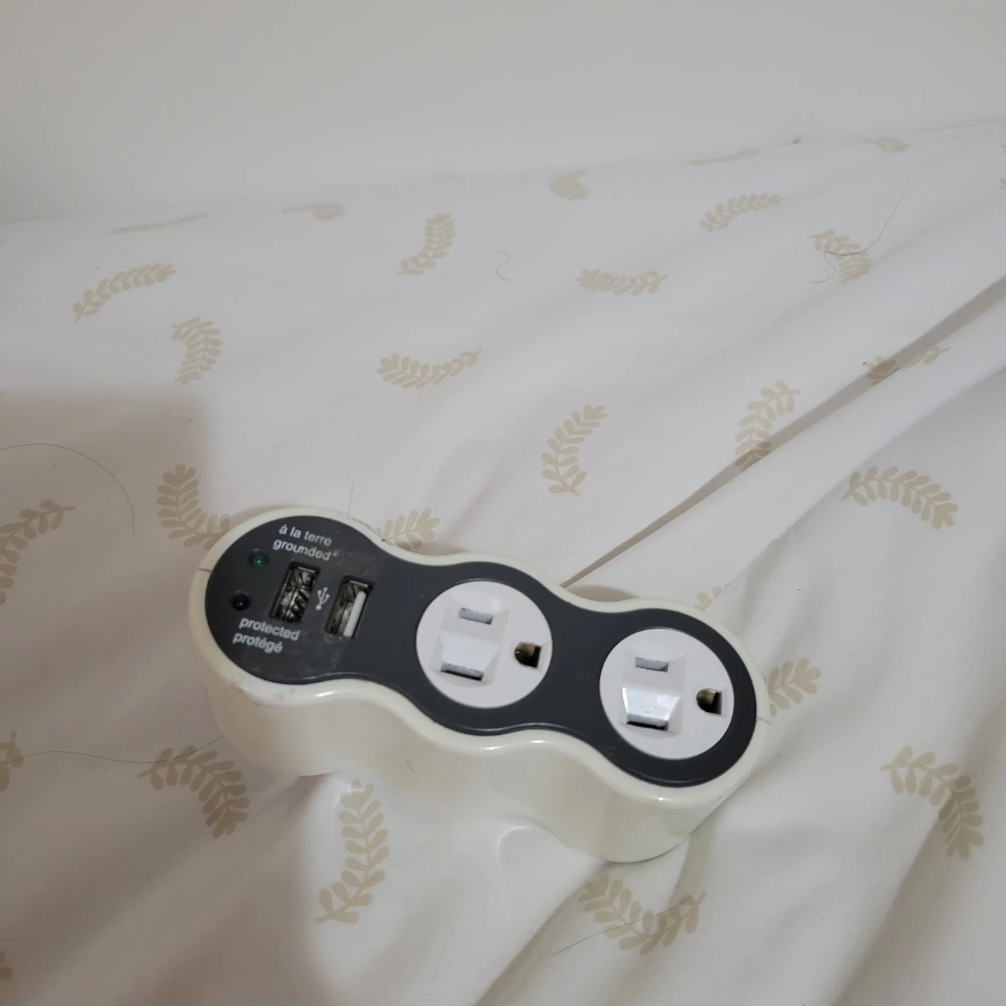 360 Electrical Wall Outlet Extender