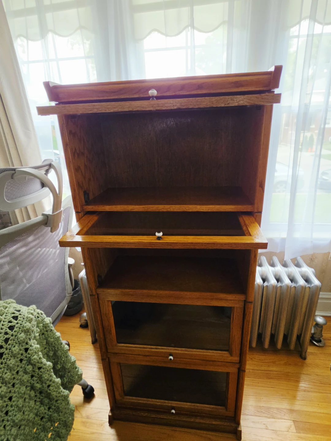 Oak Barrister-Style 4-Section Bookcase / Display Cabinet - photo 2