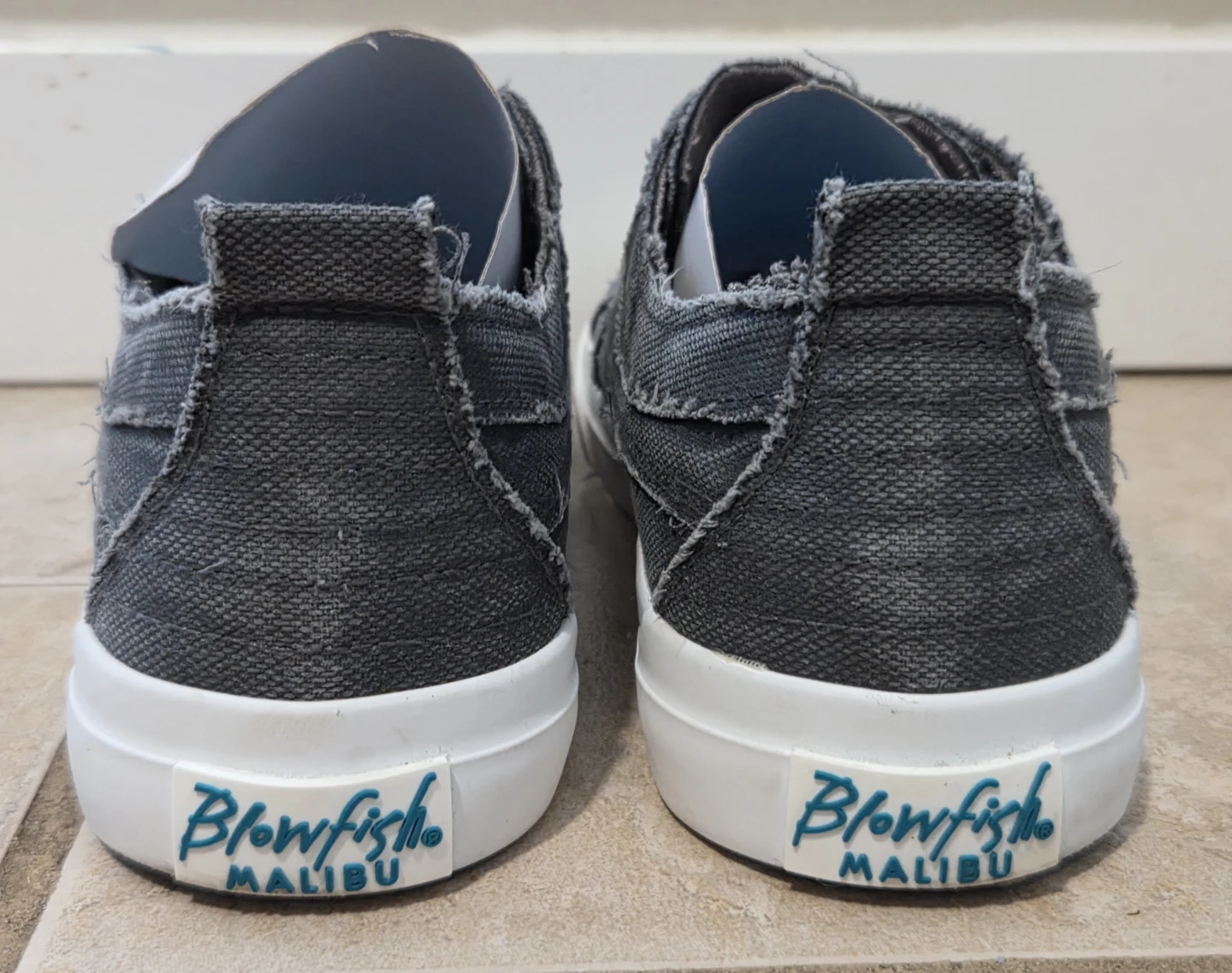 Blowfish Sneakers sz 8 - photo 4