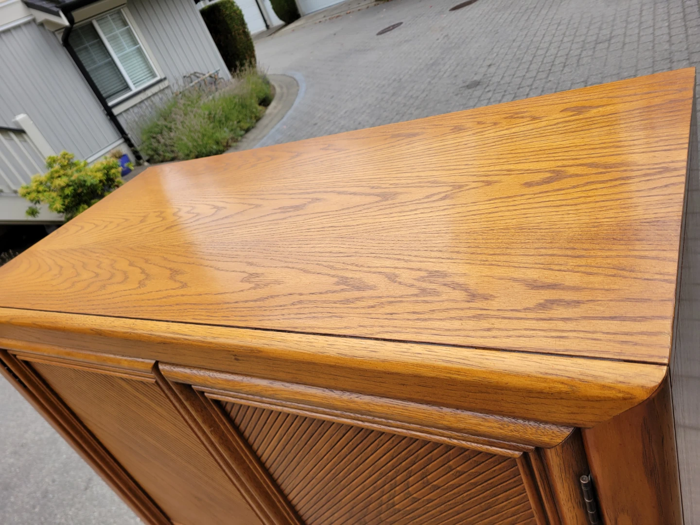 Beautiful Mid-Century / Vintage Oak Armoire & Dresser Combo. - photo 4