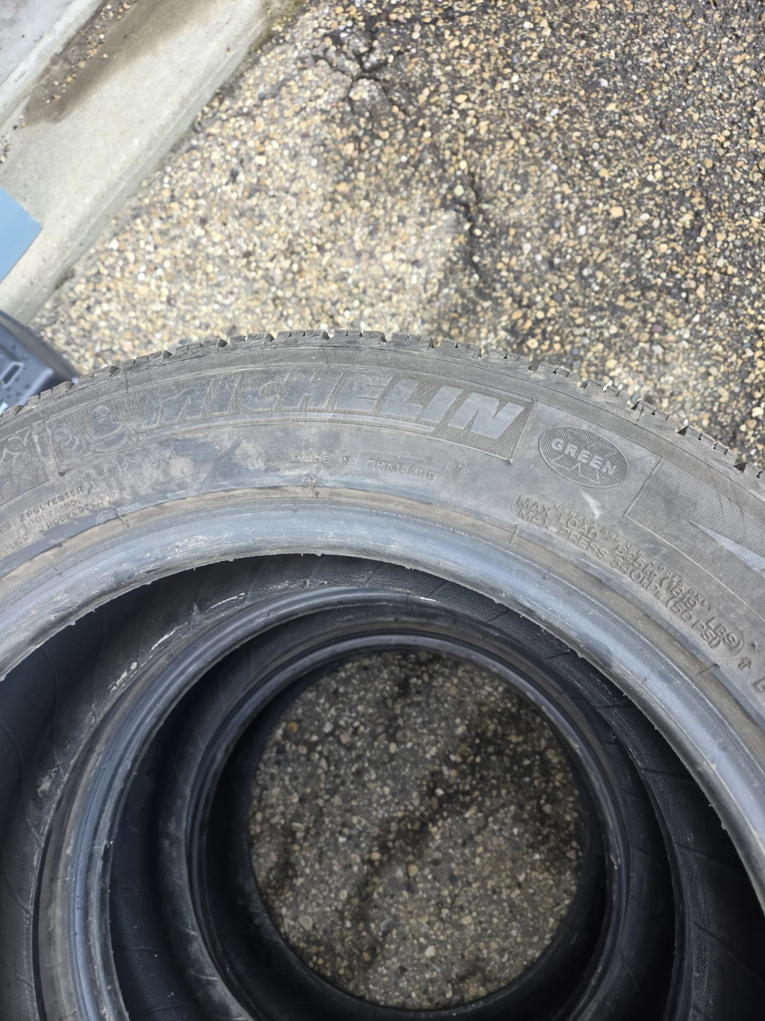 Set of 4 Michelin X-Ice Tires 225/55R17 - photo 4
