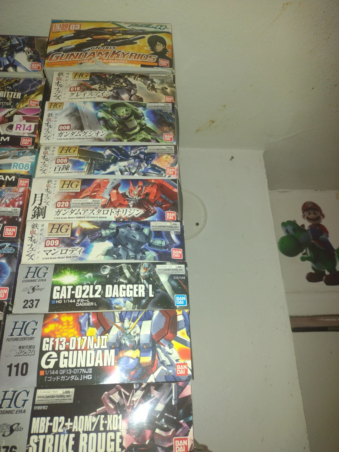 Bandai Gundam HG Model Kit Collection - photo 2