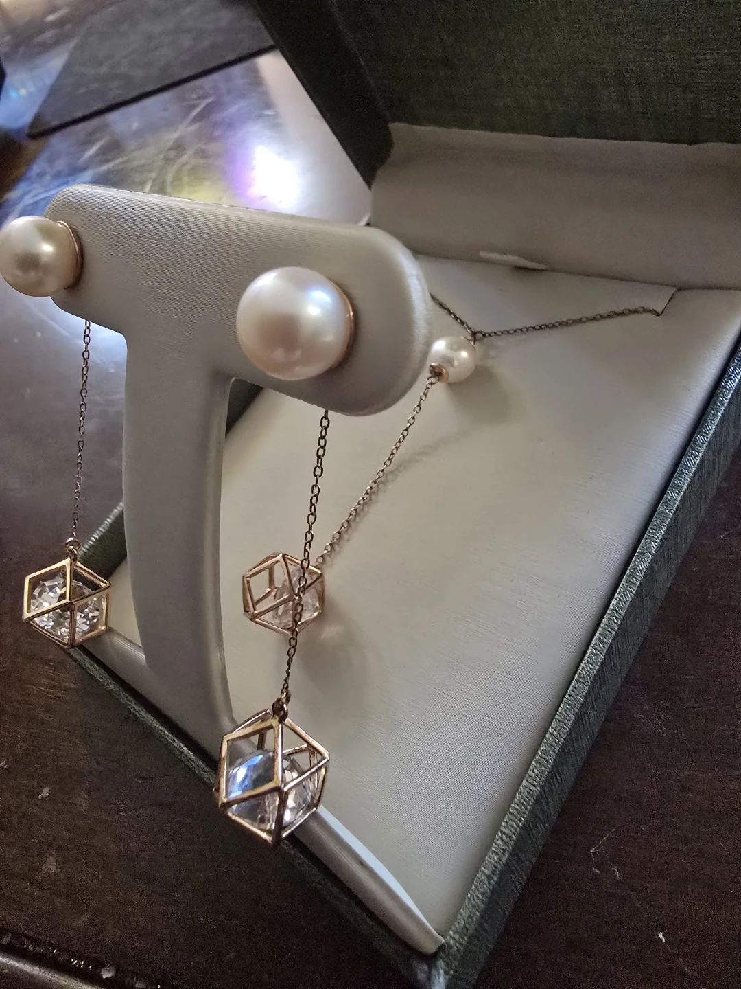 14K Rose gold plated Pearl/Geometric jewelery set (Mappins)