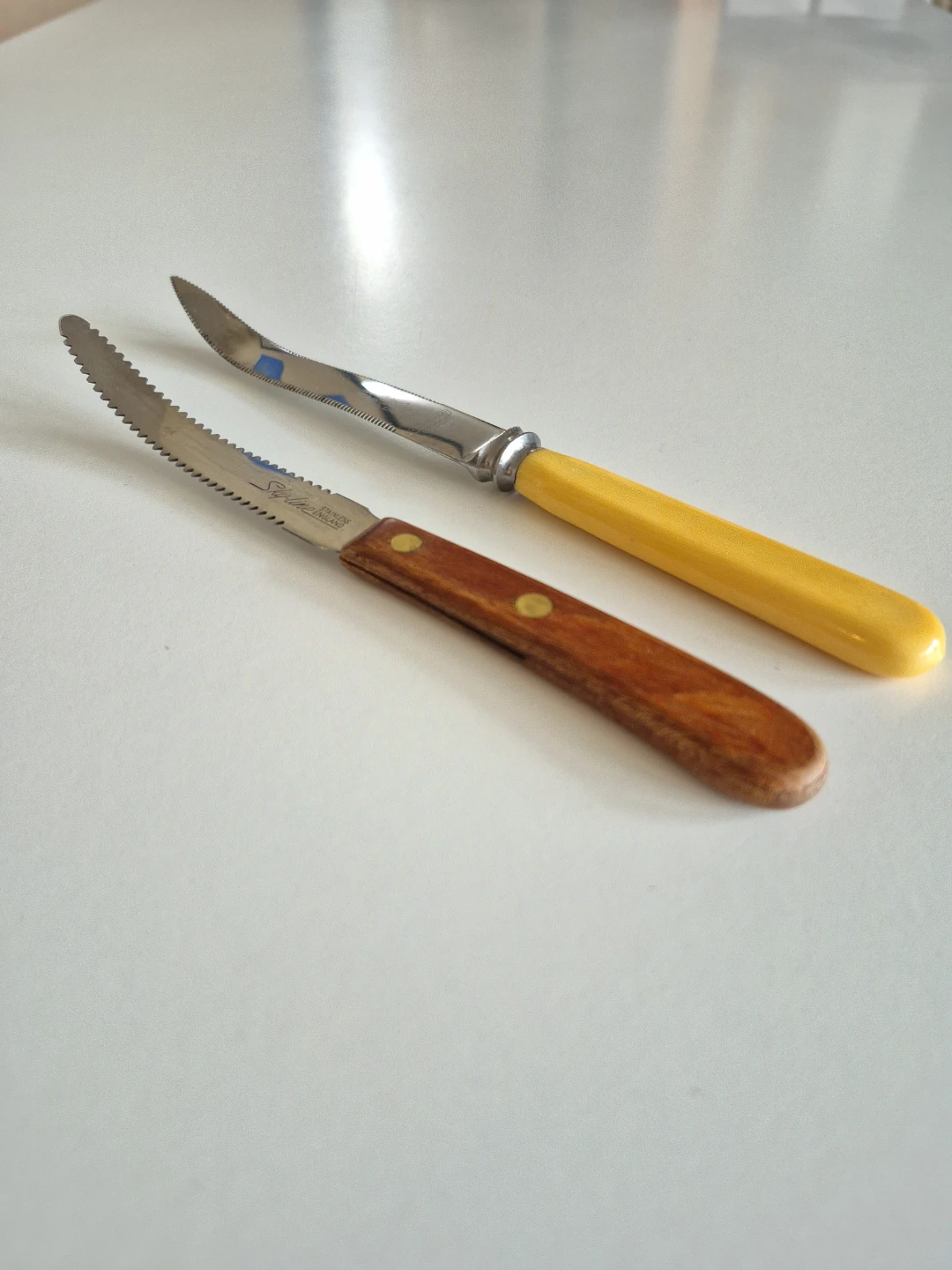 Vintage Grapefruit Knife (2 Knives) Made in England (2 for $5) - photo 2