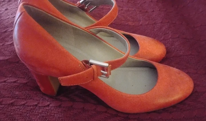 Ecco Orange Mary Jane Heels 👠 - photo 3