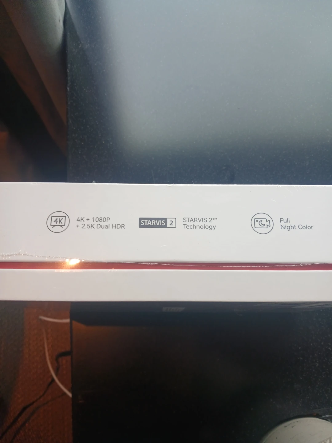 Dashcam top-notch still in box. - photo 2