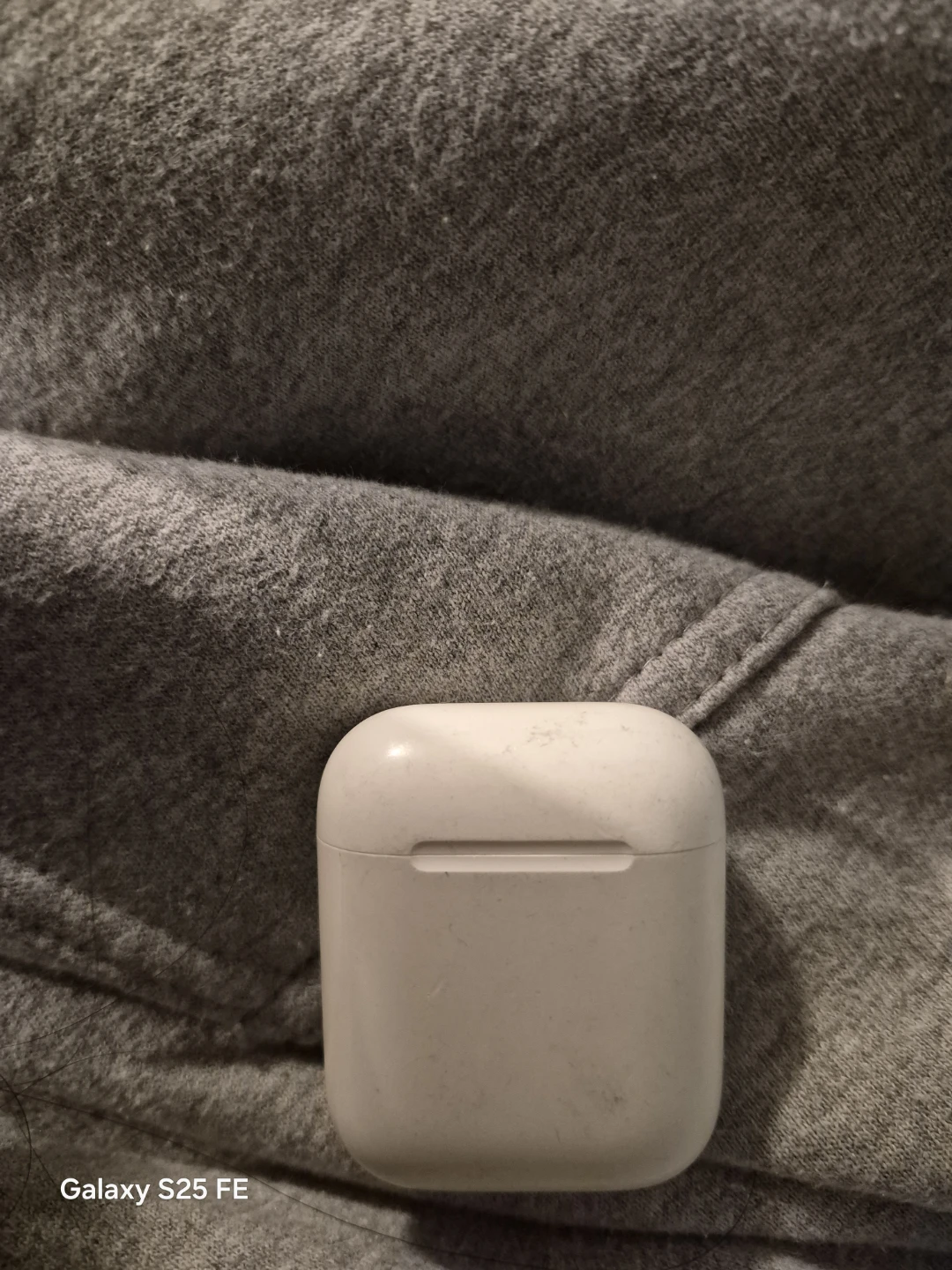 Air pods missing a earbud