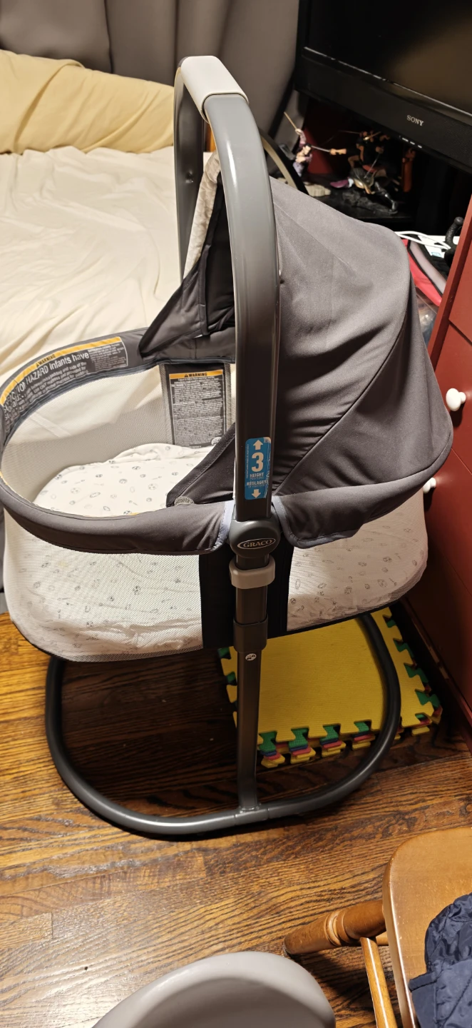 Graco Baby Bassinet - photo 2