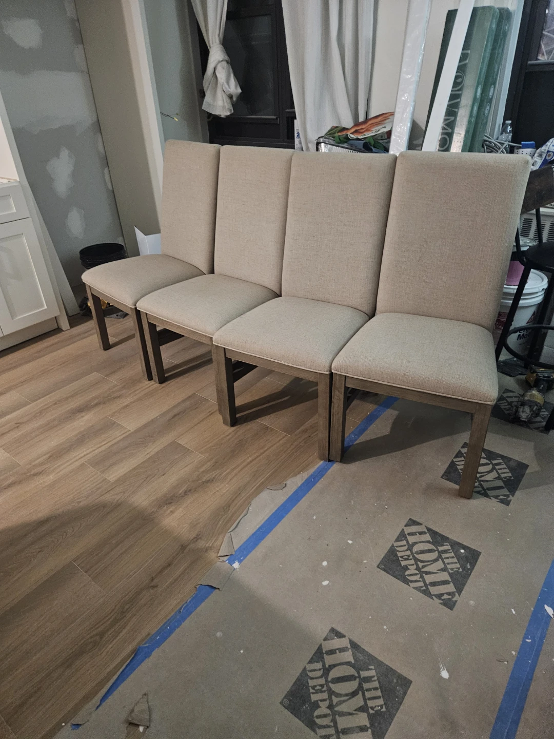 Set of 4 Upholstered Dining Chairs - photo 3