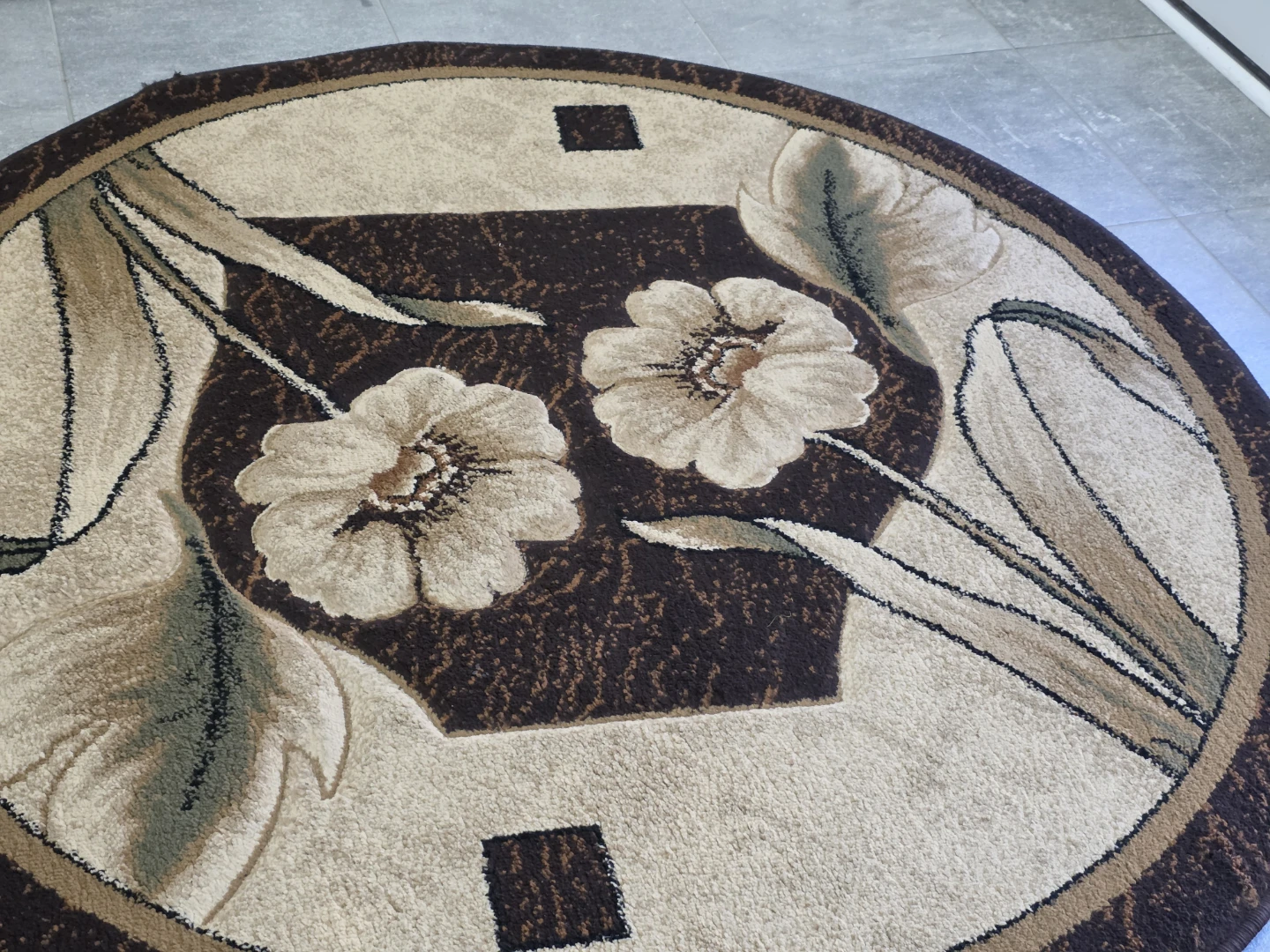 Round floral area rug - photo 2