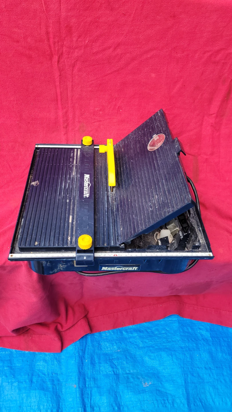 Mastercraft WET Tile Saw & 4.5" blade