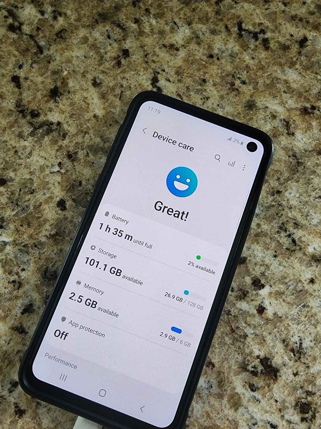 Samsung Galaxy S10e Smartphone - photo 2