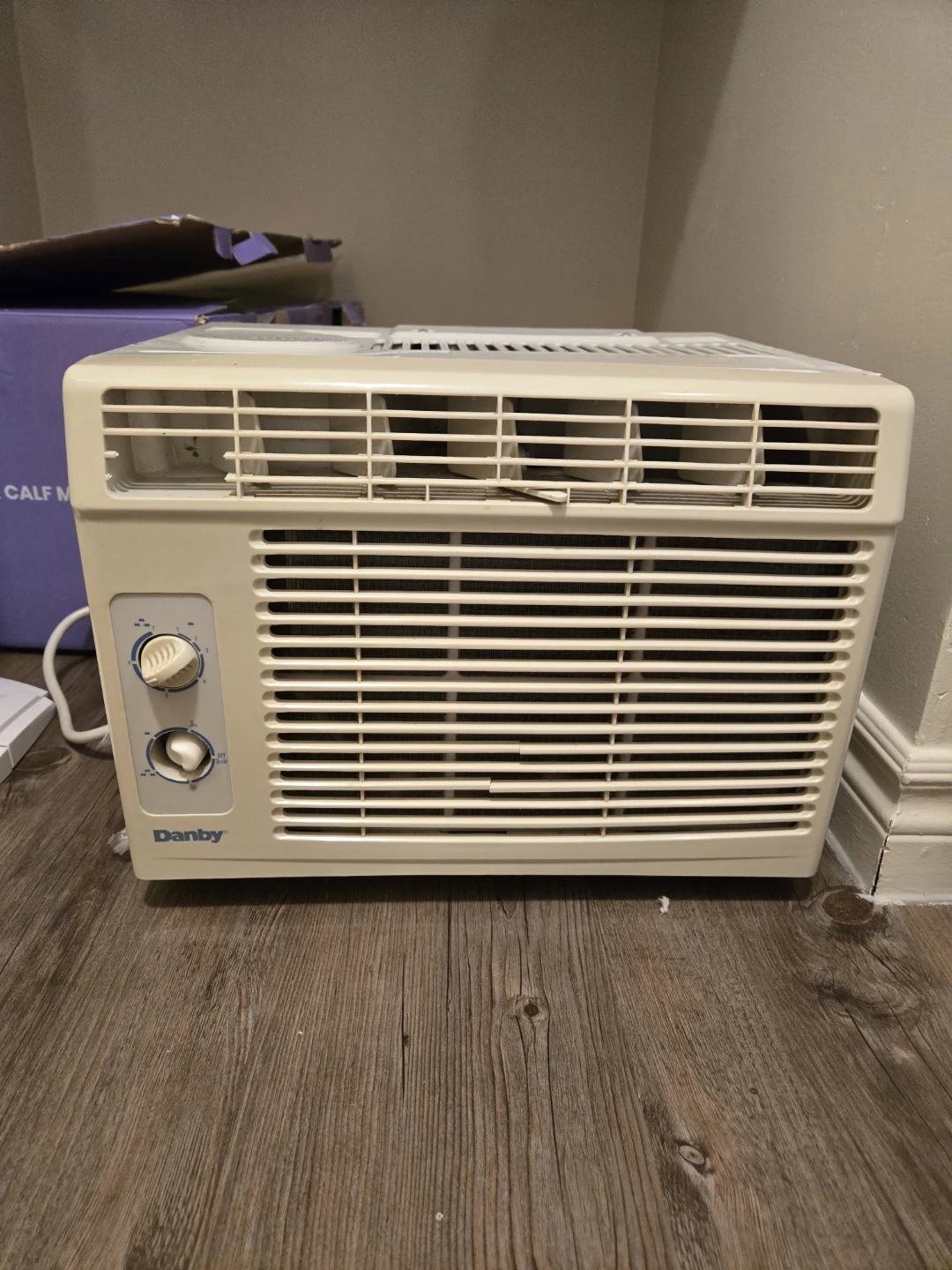 Danby Window air conditioner