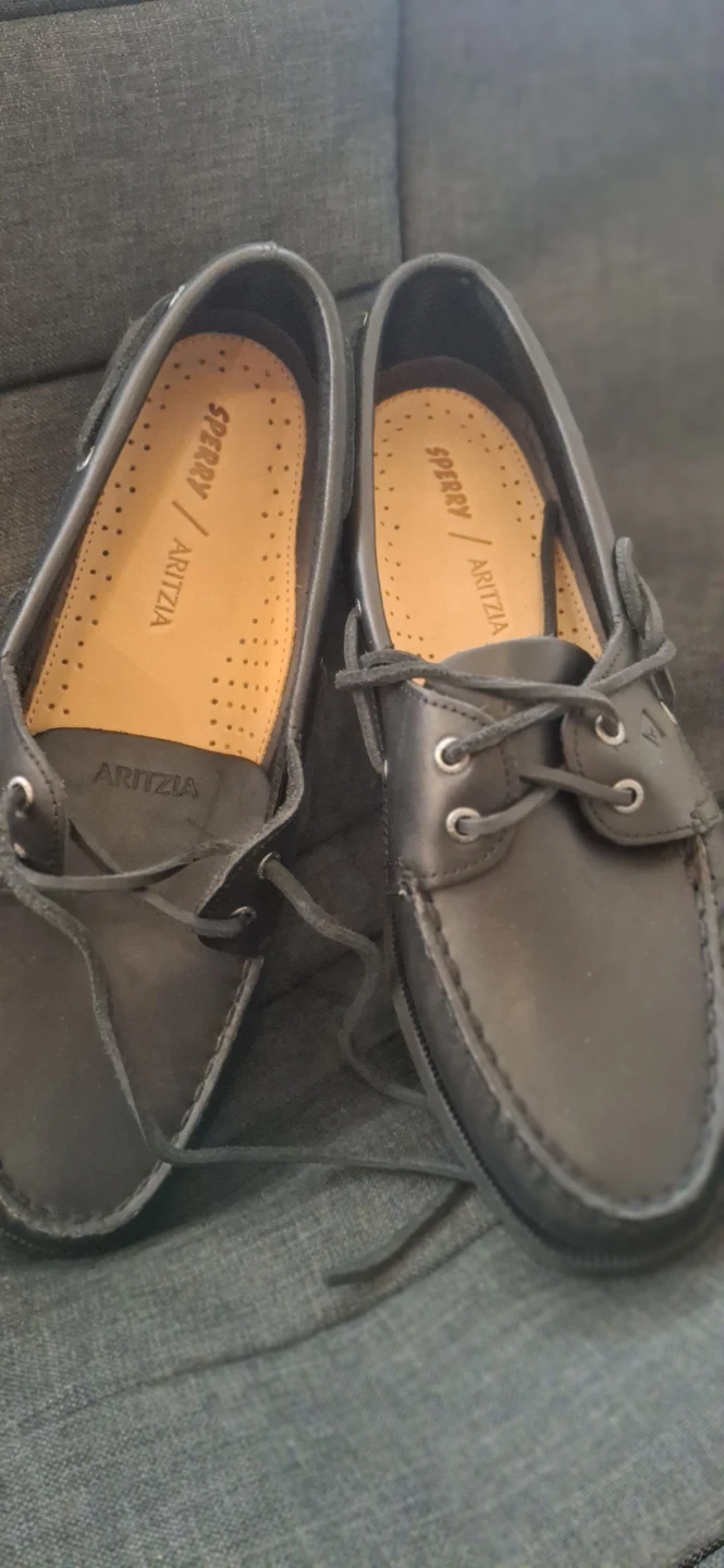 Sperry x Aritzia Leather Boat Shoes