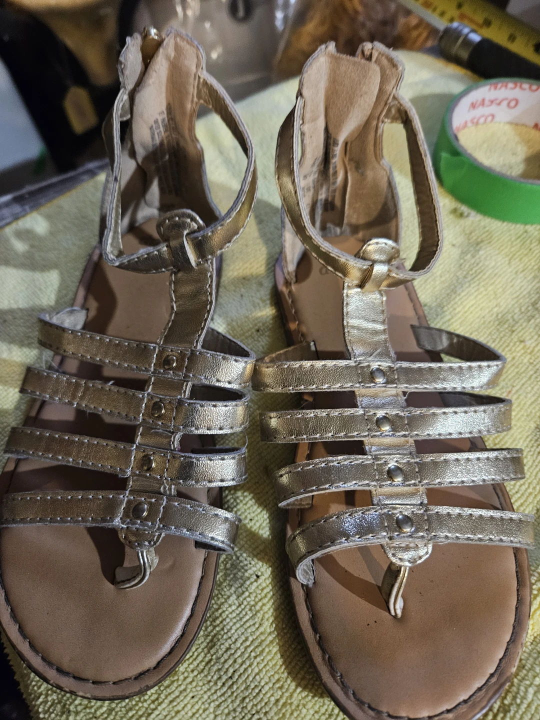 Gap Gold Gladiator Sandals Toddler Size 10 - photo 5