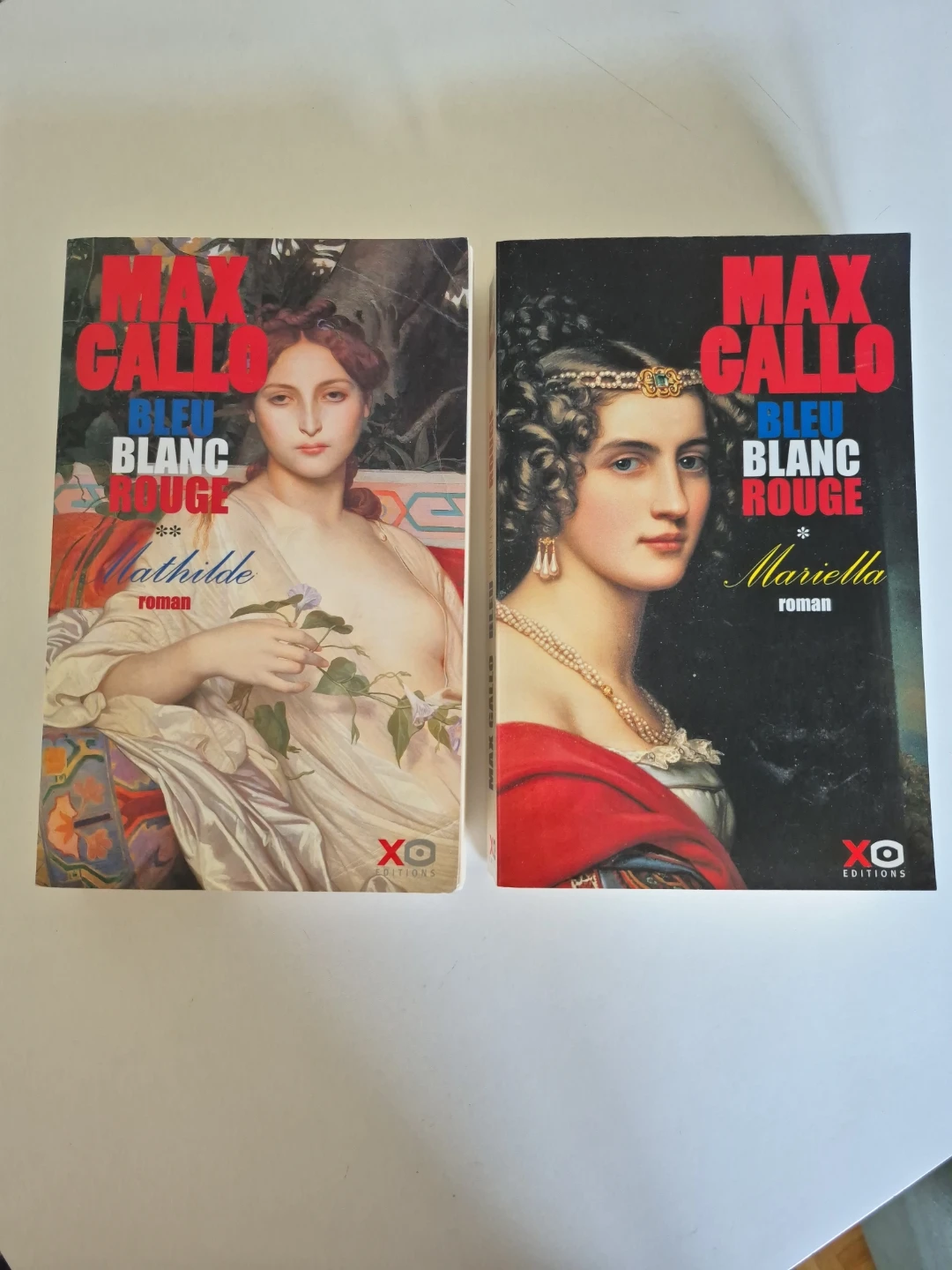 French Books: Bleu Blanc Rouge Max Gallo (2 books for $15)
