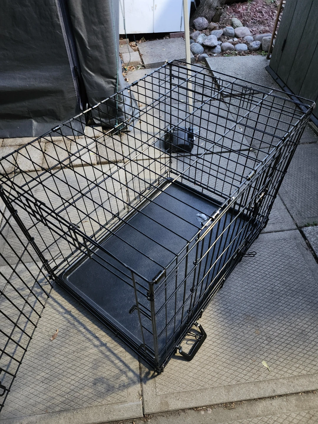 Collapsible Metal Dog Crate 30x22x22 in free pet bet - photo 2