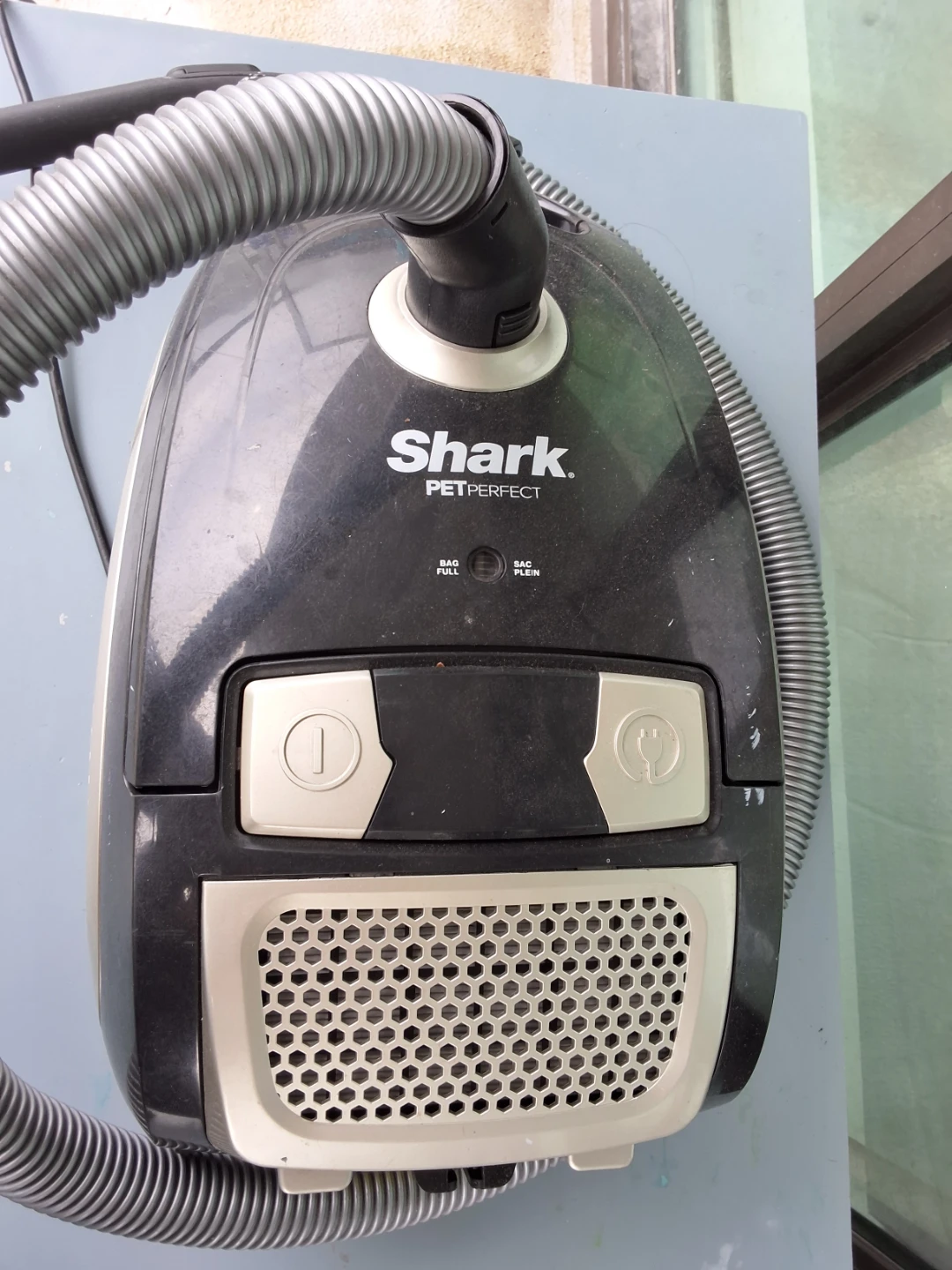 Shark Pet Perfect Canister Vacuum - photo 3