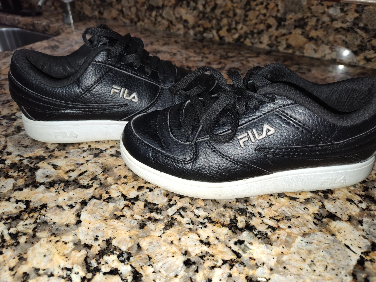Fila Black Sneakers Size US 4 - photo 2
