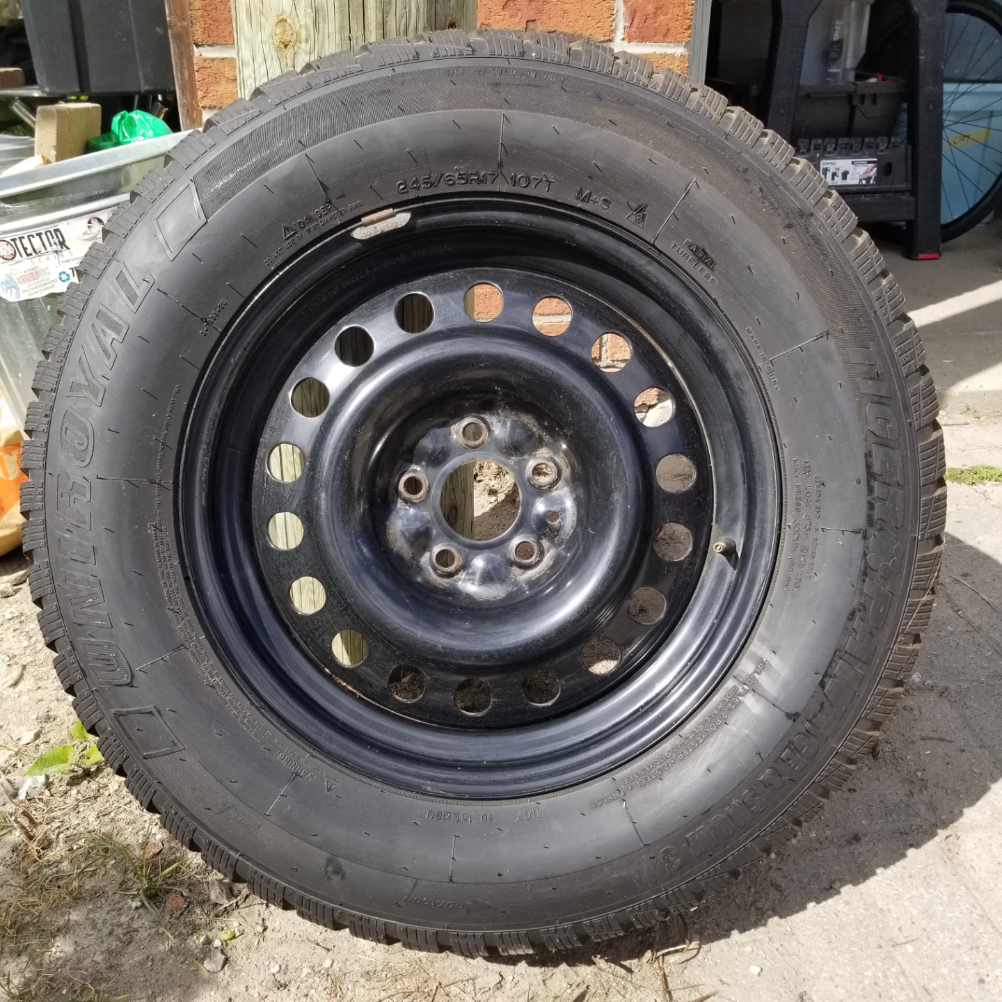 5x114.3 Uniroyal Tiger Paw Ice & Snow 3 Tire 245/65R17