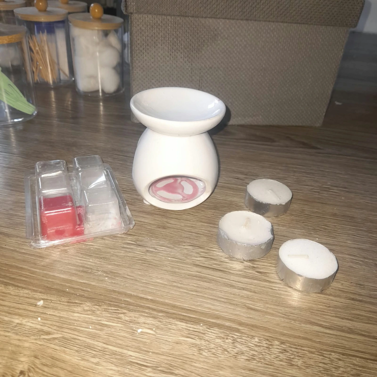 Ceramic Wax Warmer with ScentSationals Wax Melts